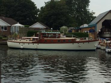 Spero - back out of the water at Michael Dennett’s yard in Chertsey 